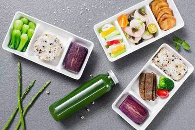 Yota 从健康餐饮到女性白领的健康管理伙伴