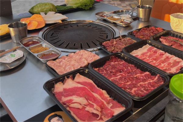 正圆韩式烤肉 传统与创新的餐饮管理之道